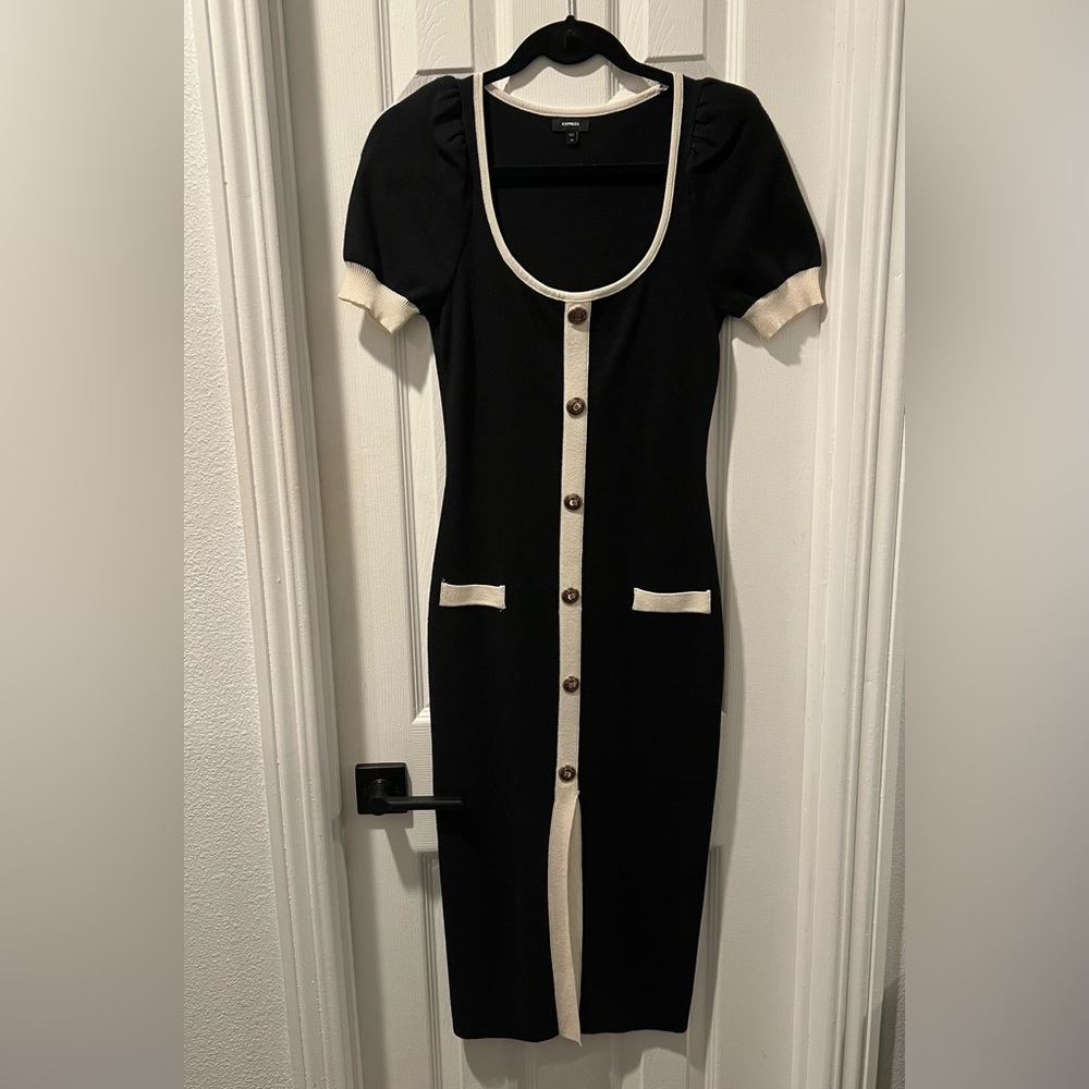 Express Black and Cream Short Sleeve Dress